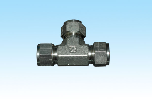 钢制单卡套接头